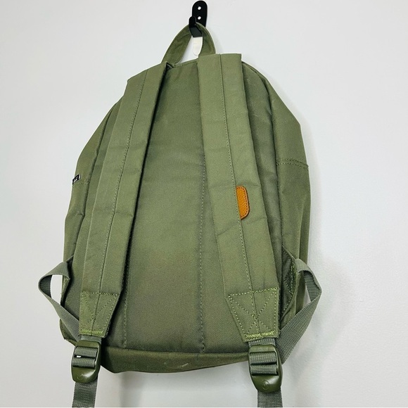 Hershel Supply Co. Green Classic 21.5L Backpack - Picture 10 of 11